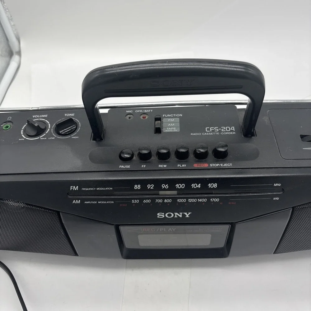 Vintage Sony CFS-204 Raido Dual Cassette Recorder  Boombox. Tape Needs Repair.